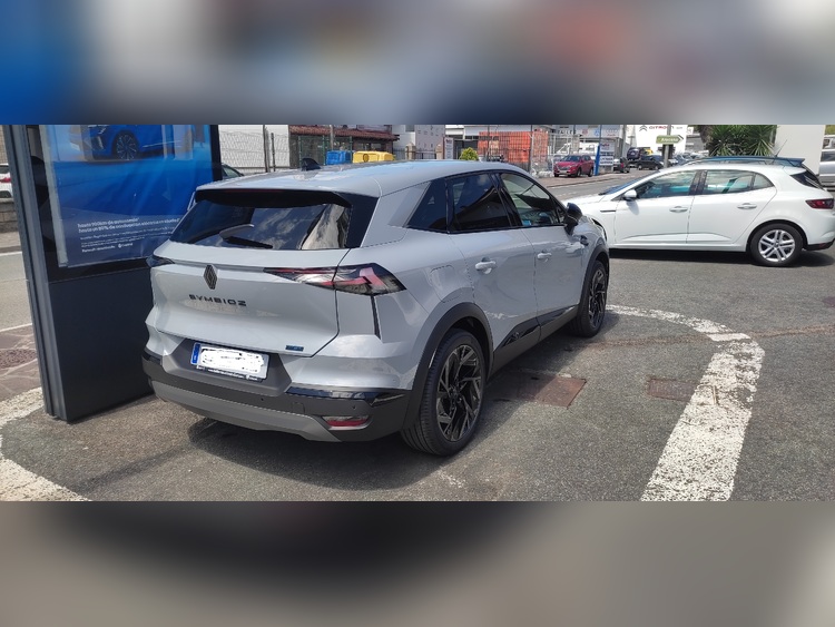 Renault Symbioz Esprit Alpine E-Tech Full hybrid 145 CV foto 3